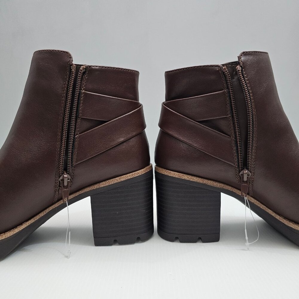 Naturalizer Madalynn Strap Ankle Boot Women 9 Brown Water Resistant Lug Sole NEW - Picture 4 of 14
